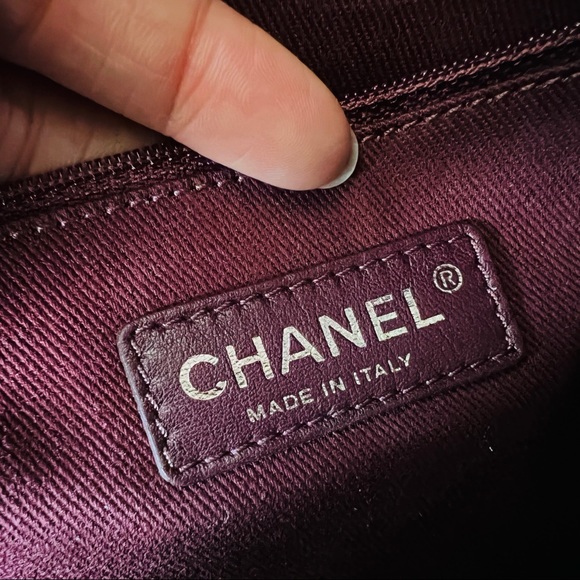 [SOLD] Authentic Chanel Grey Calf Leather Shoulder Purse Tote - Picture 16 of 16